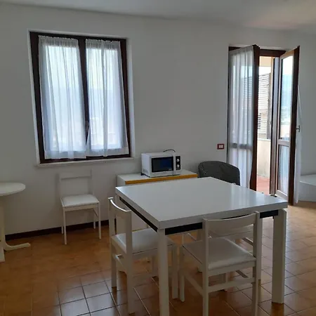Guscio Int 37 * Villasimius