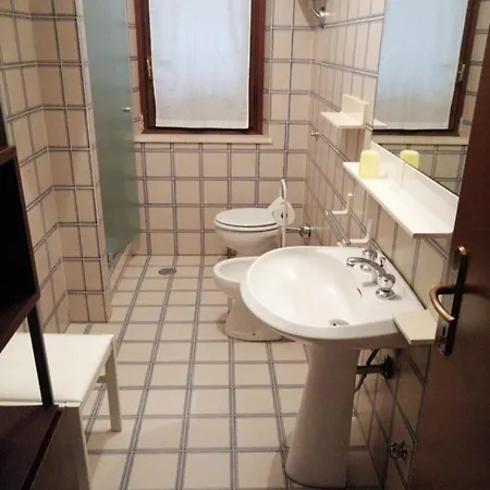 Guscio Int 37 * Villasimius